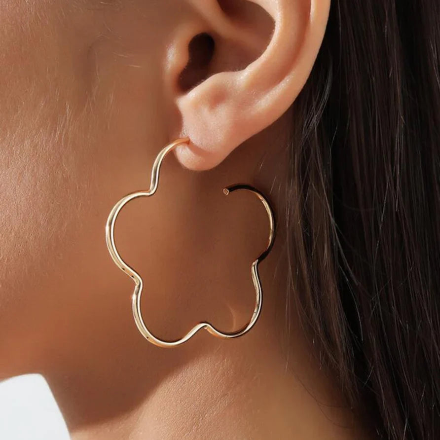 Jewellery Essentials Every Working Woman Should Own