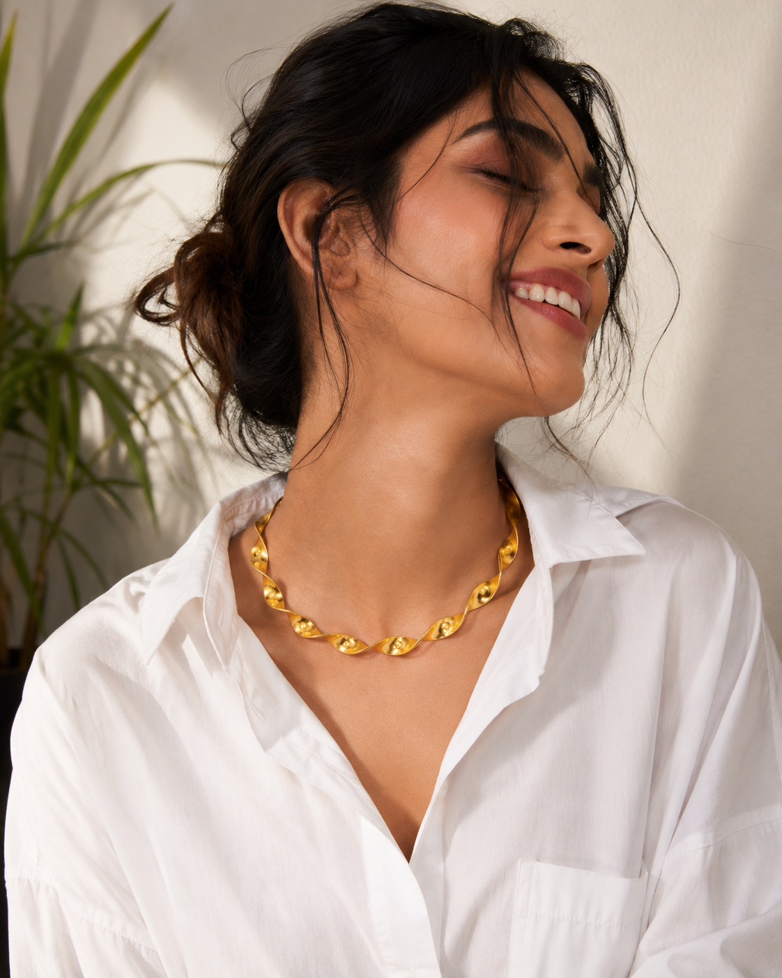 Golden Twisted Grace Necklace