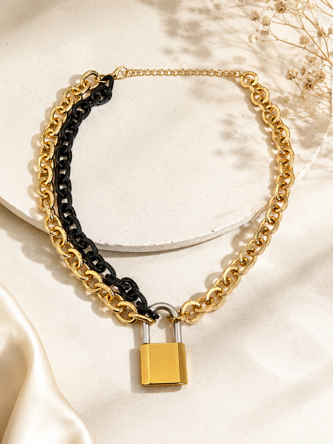 Lock-It Loud Neckchain