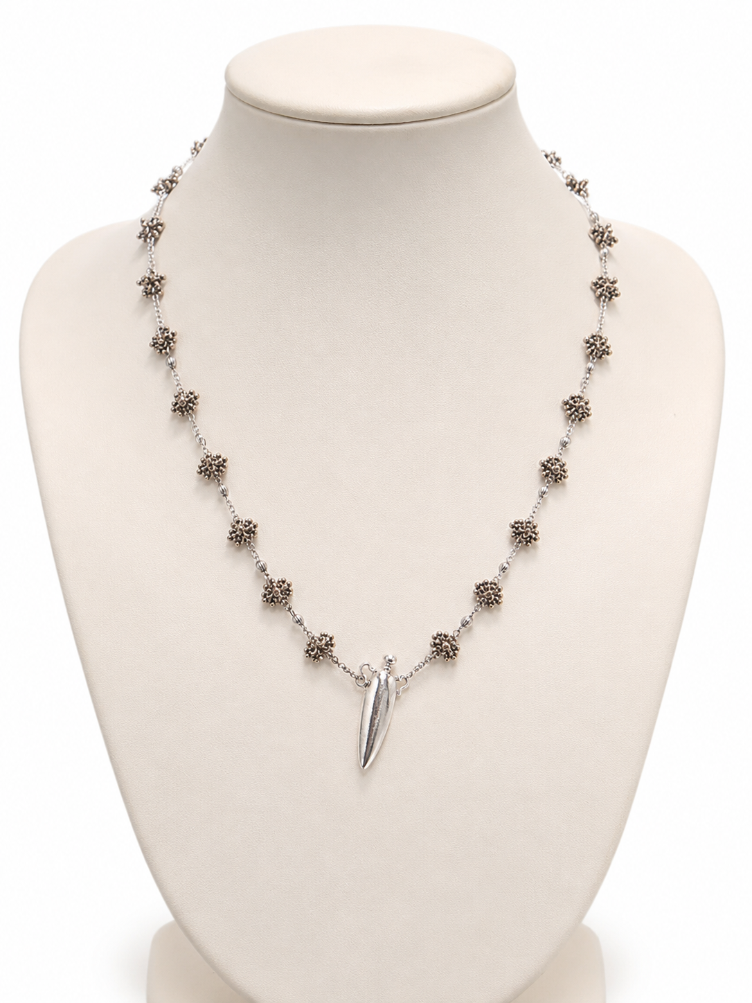Silver Essence of Melody Necklace