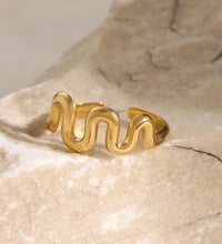 Sea Wave Classic Golden Ring