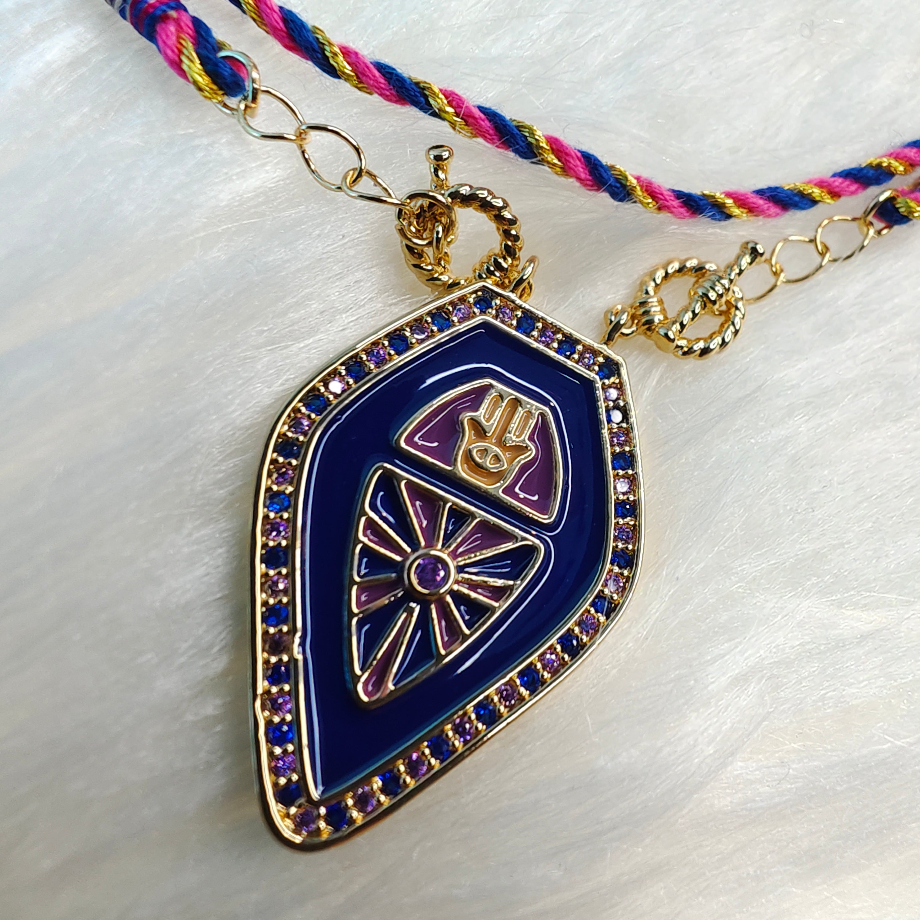 Midnight Leaf Neckchain