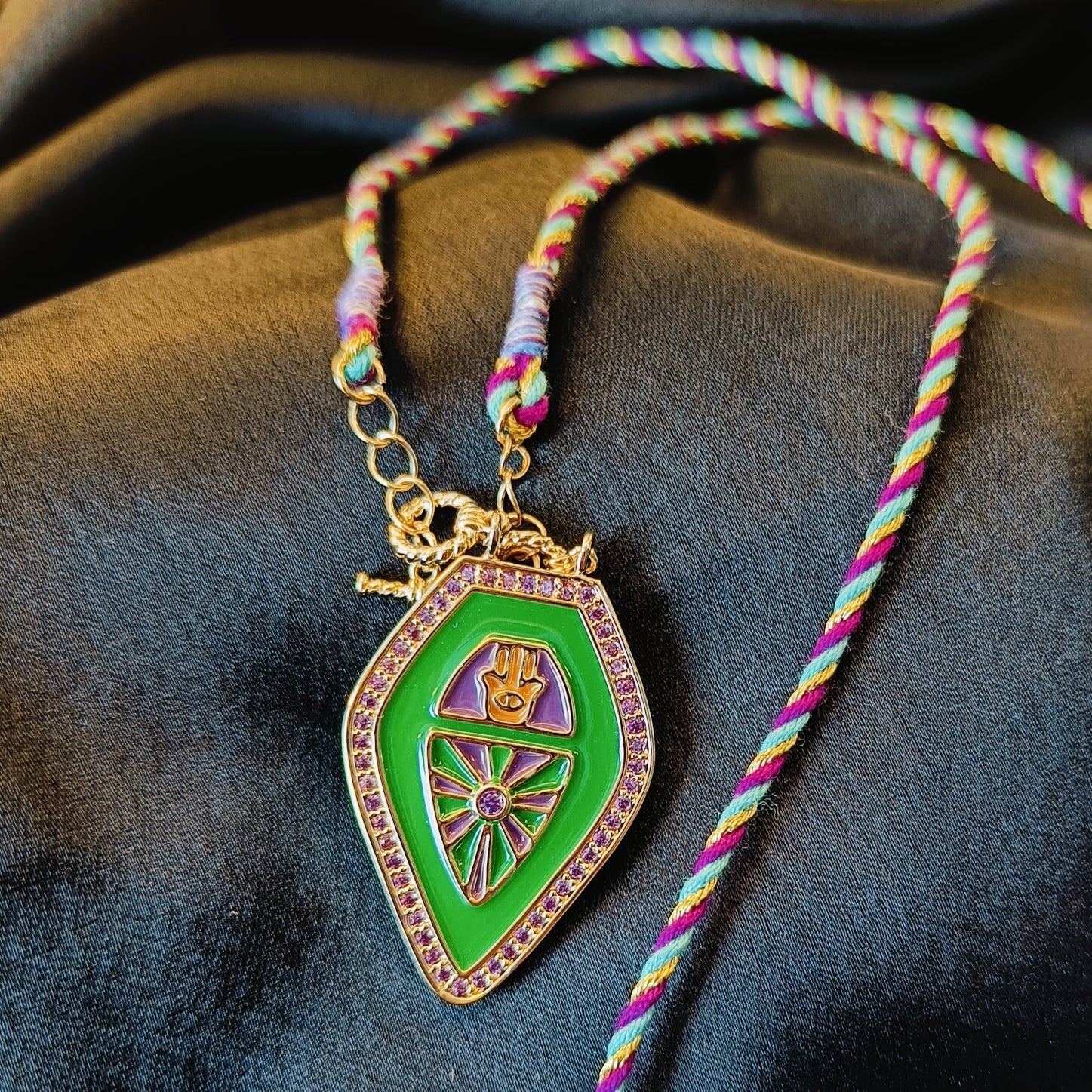 Raven Leaf Neckchain