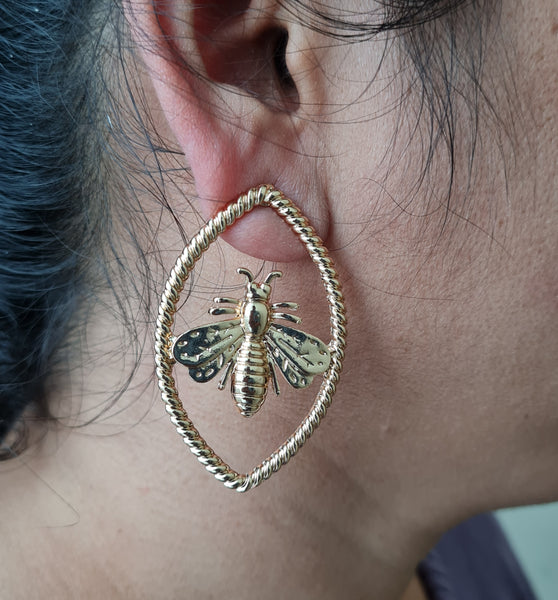 Golden Queen-Bee Earring
