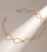 Golden Thin Waves Minimalist Choker Necklace