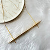 Contemporary gold oscillate neckpiece