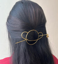 Stunning Golden Glow Saturn Hair Pin