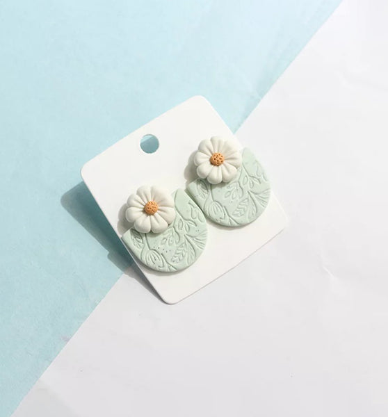 Floral Small Polymer Clay Earring (Green) - aadiraabyaarushi