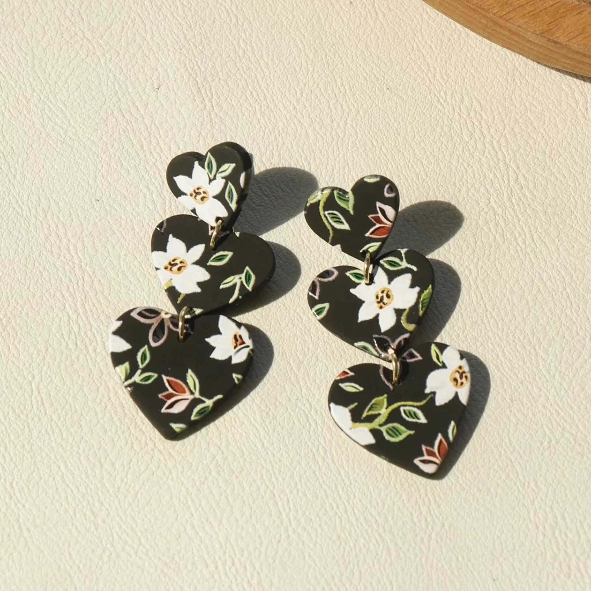 Black Floral Heart Earring - aadiraabyaarushi