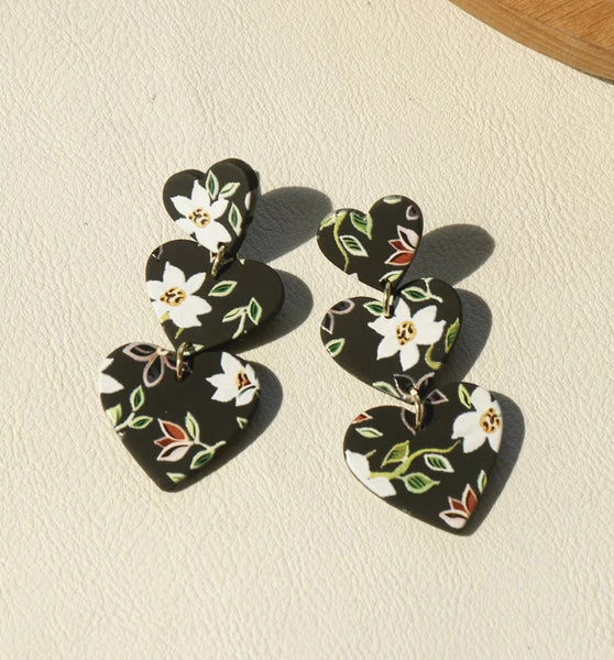 Black Floral Heart Earring - aadiraabyaarushi