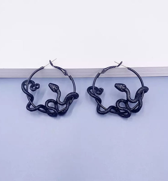 Black Snake Earring - Small - aadiraabyaarushi